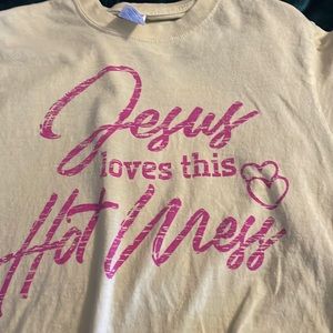 JESUS LOVES THIS HOT MESS TEE